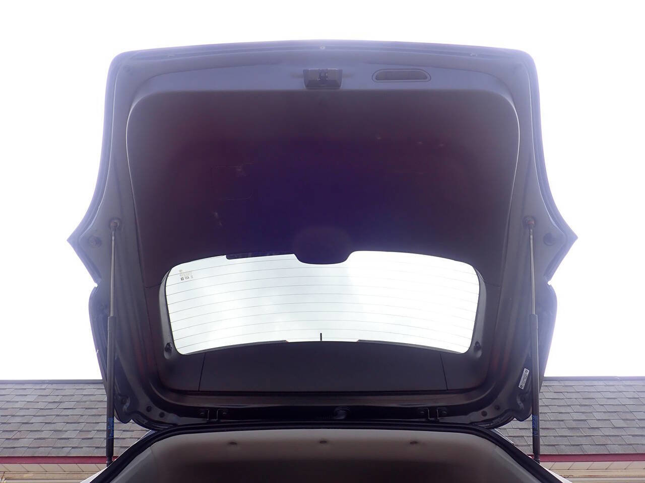 Used 2017 Chevrolet Trax LT w/ LT Convenience Package image 20