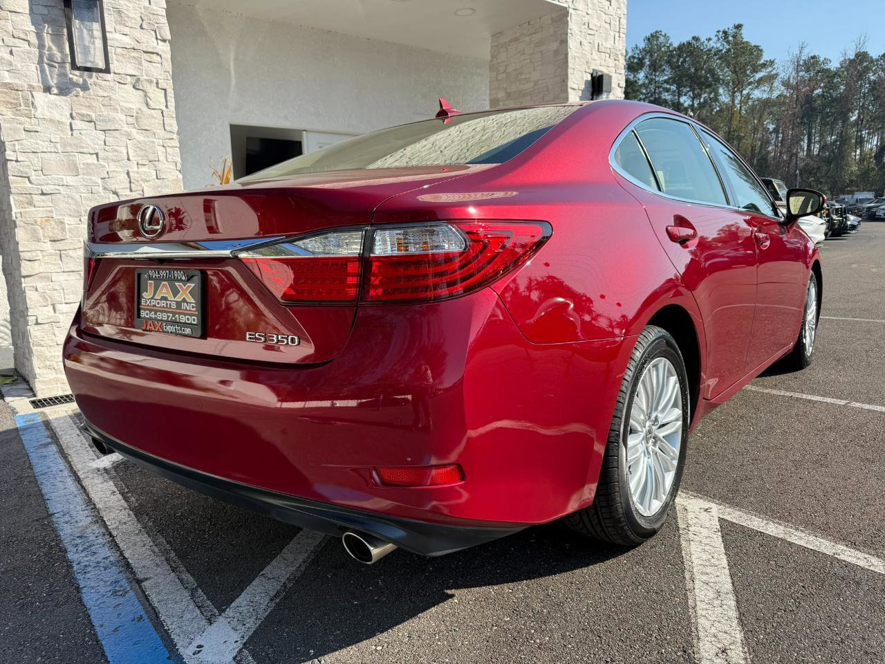 Used 2014 Lexus ES 350 w/ Luxury Package FWD image 18