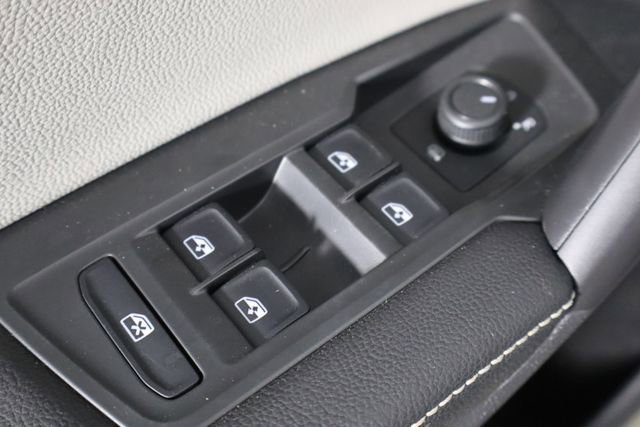 Used 2022 Volkswagen Tiguan S AWD/4WD image 18