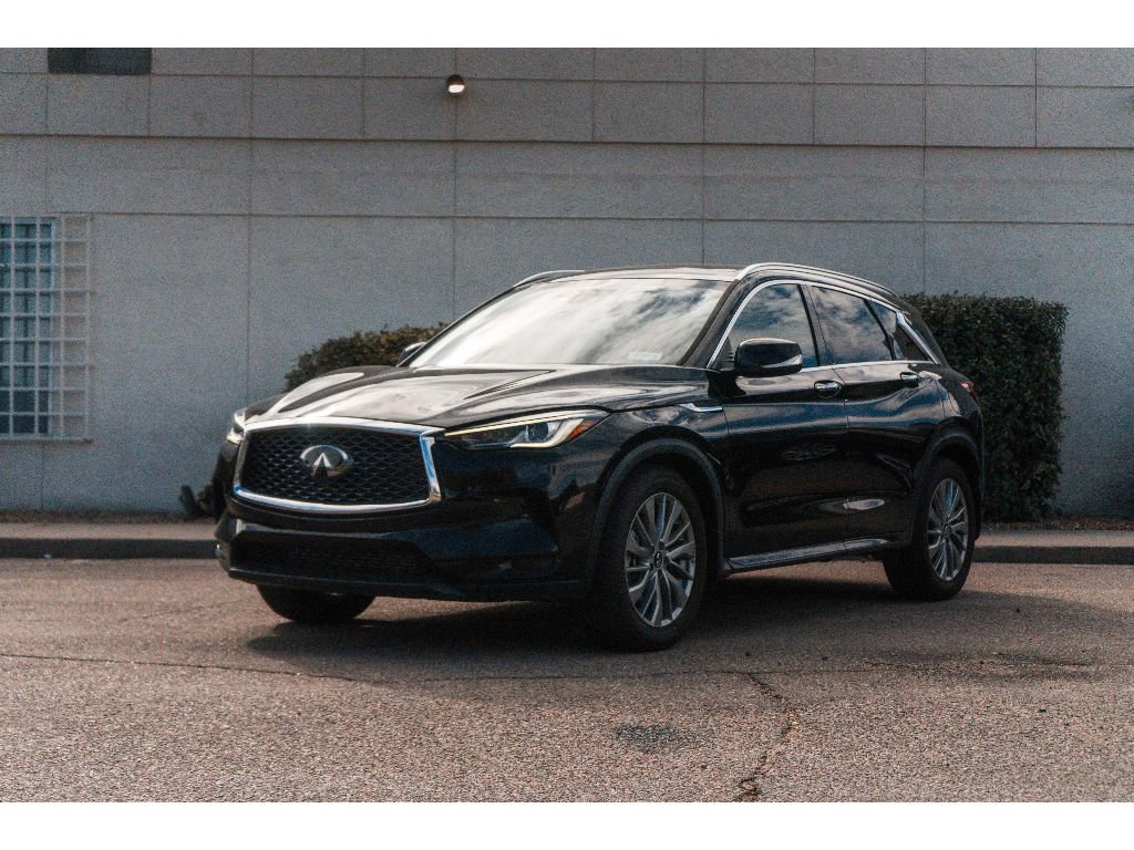 Used 2024 INFINITI QX50 Luxe image 1