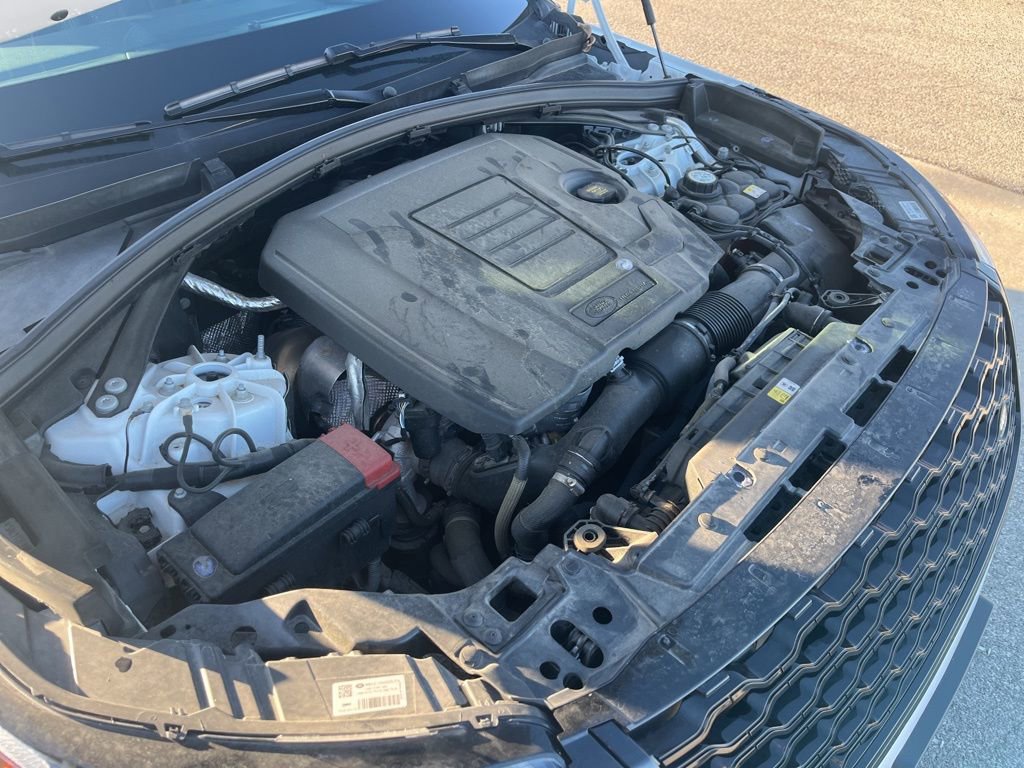 Used 2023 Land Rover Range Rover Velar R-Dynamic S image 11