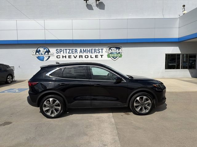 Used 2025 Ford Escape Platinum AWD/4WD image 11