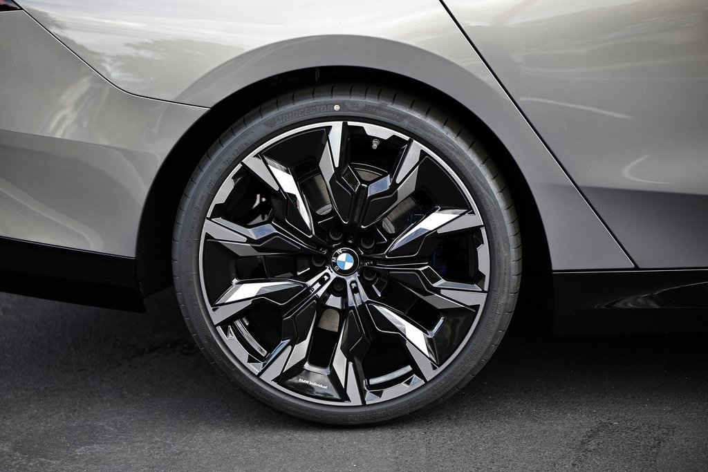 New 2026 BMW 530i w/ M Sport Package image 6