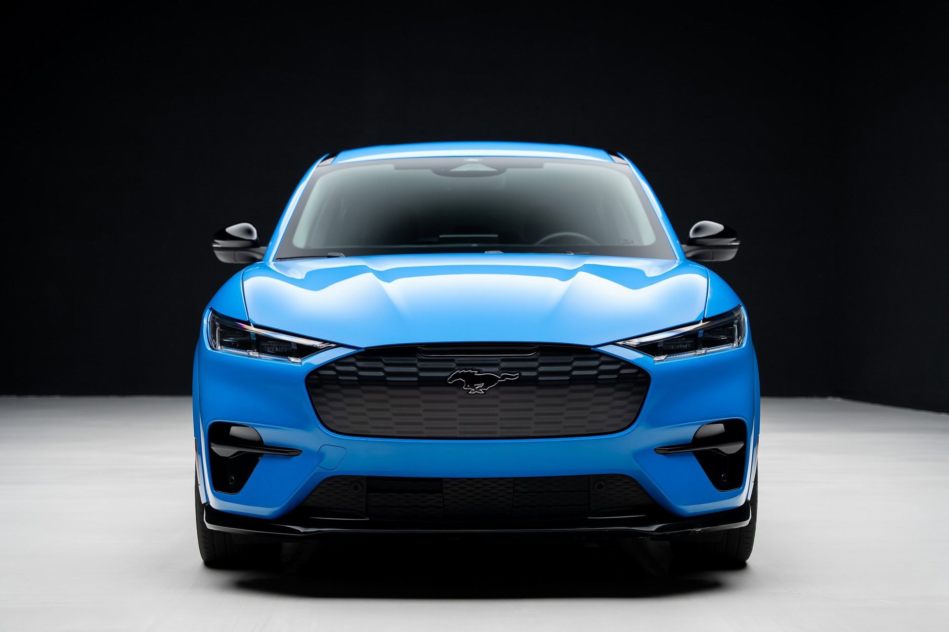 Used 2021 Ford Mustang Mach-E GT image 7