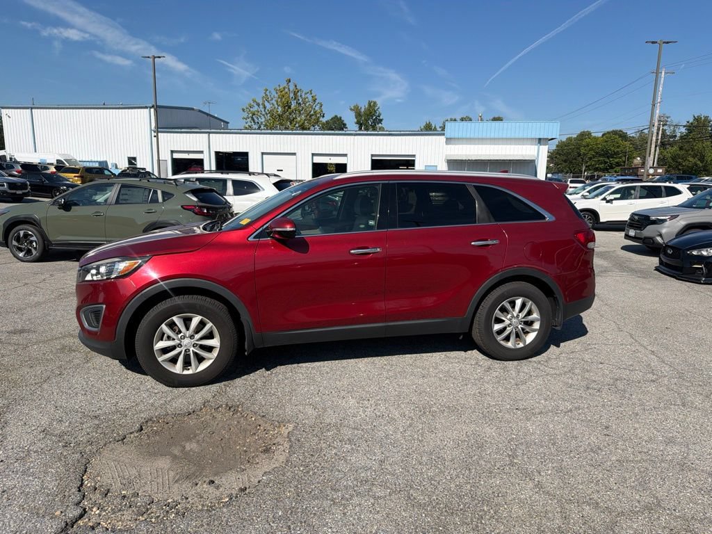 Used 2016 Kia Sorento FWD w/ LX Convenience Package image 5