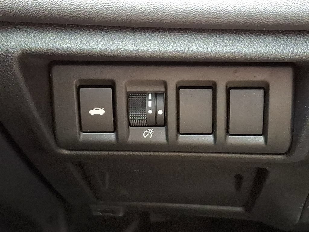 Used 2022 Subaru Legacy Limited AWD/4WD image 27