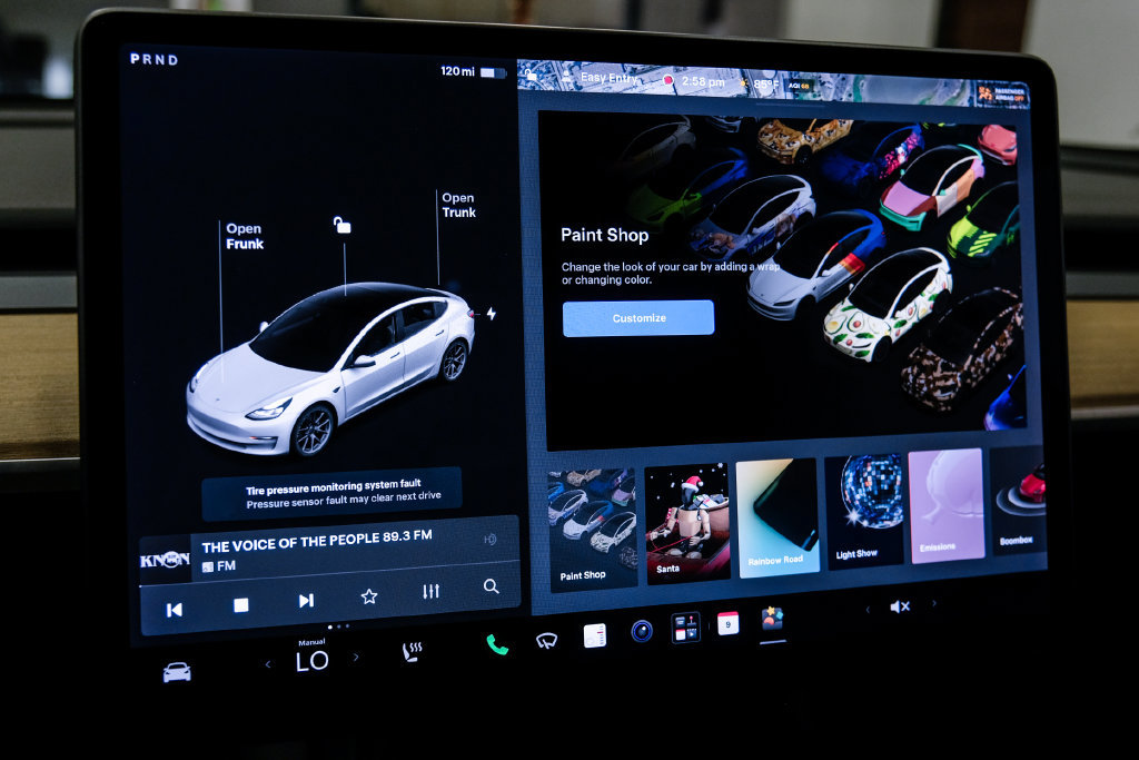 Used 2021 Tesla Model 3 Standard Range Plus RWD image 35