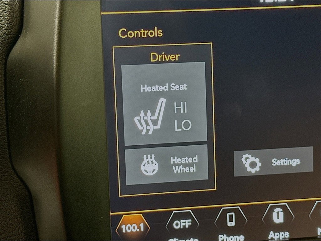 Used 2022 Jeep Renegade Latitude w/ Convenience Group image 10