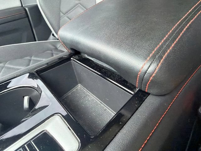 Used 2024 Volkswagen Atlas Peak Edition SE AWD/4WD image 43