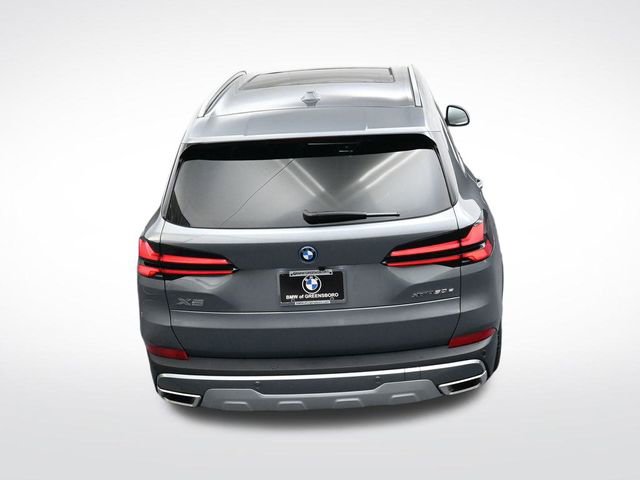 New 2026 BMW X5 xDrive50e image 25