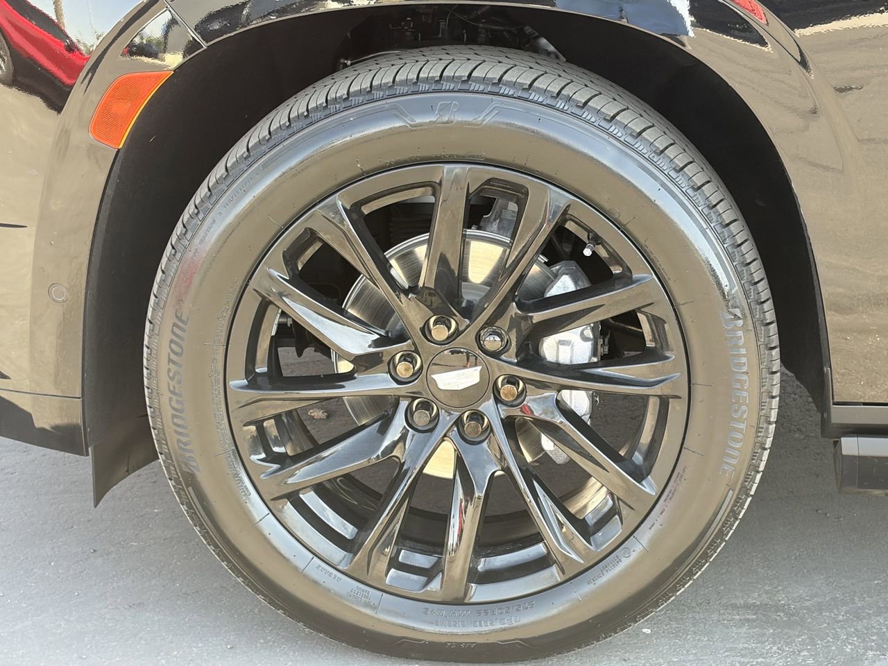 Certified 2024 Cadillac Escalade ESV Sport Platinum w/ LPO, ONYX Package image 10