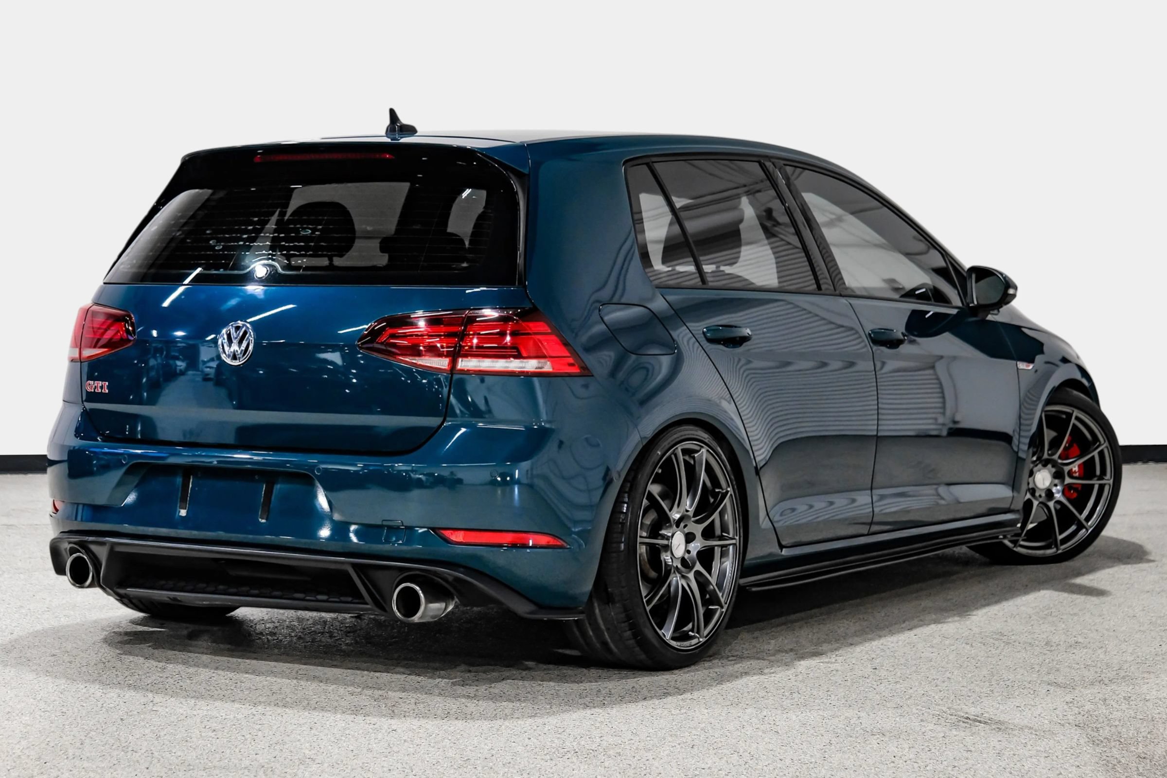 Used 2019 Volkswagen GTI S FWD image 6