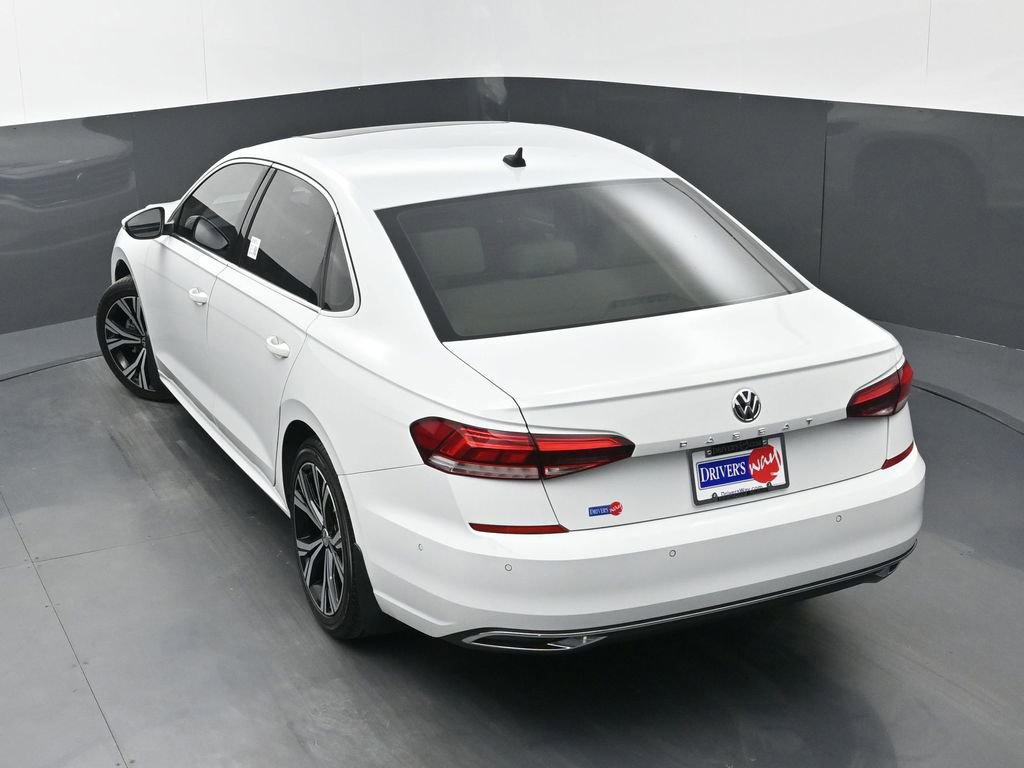 Used 2020 Volkswagen Passat 2.0T SEL image 33