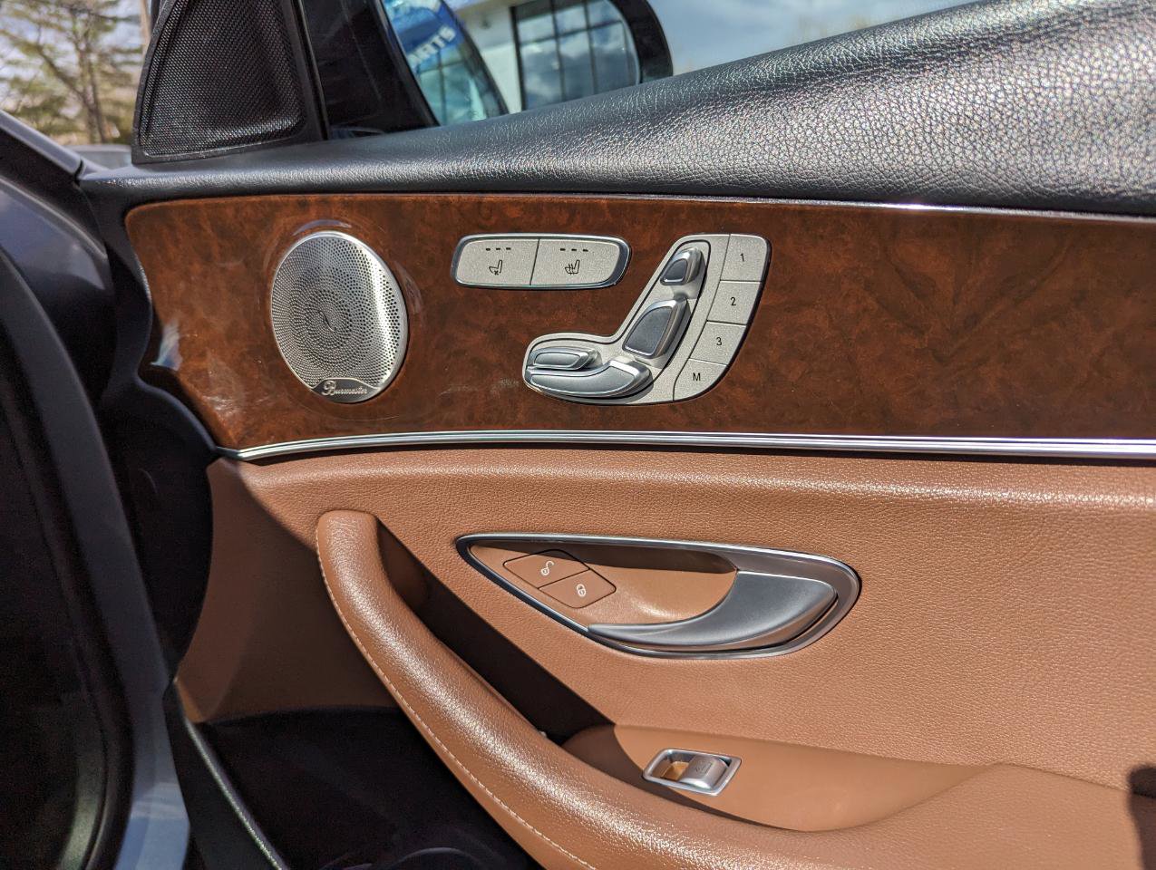 Used 2022 Mercedes-Benz E 350 4MATIC Sedan image 33