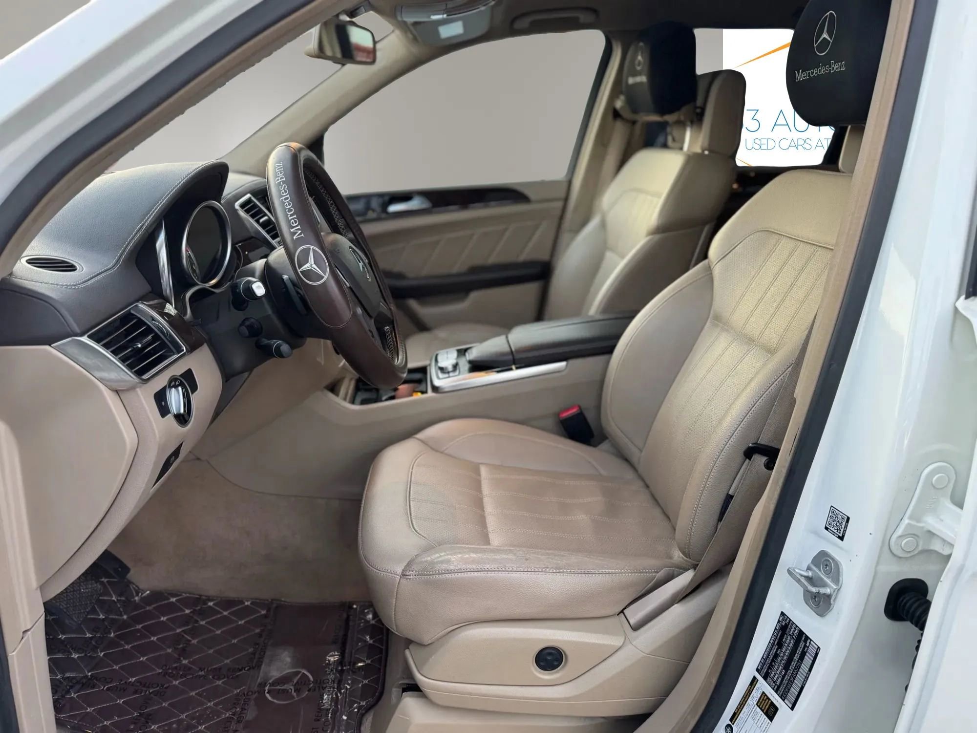 Used 2015 Mercedes-Benz GL 450 4MATIC w/ Appearance Package image 12