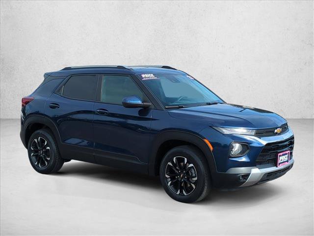 Used 2023 Chevrolet TrailBlazer LT w/ Convenience Package AWD/4WD image 3