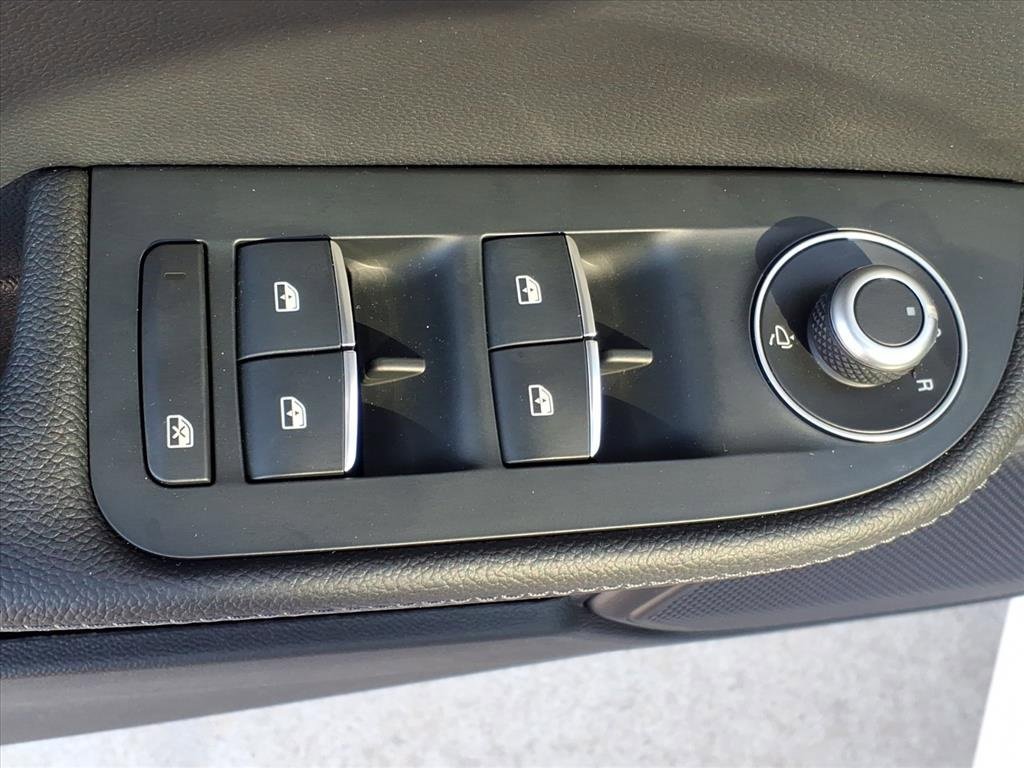 New 2026 Alfa Romeo Giulia w/ Driving Assist Package image 17