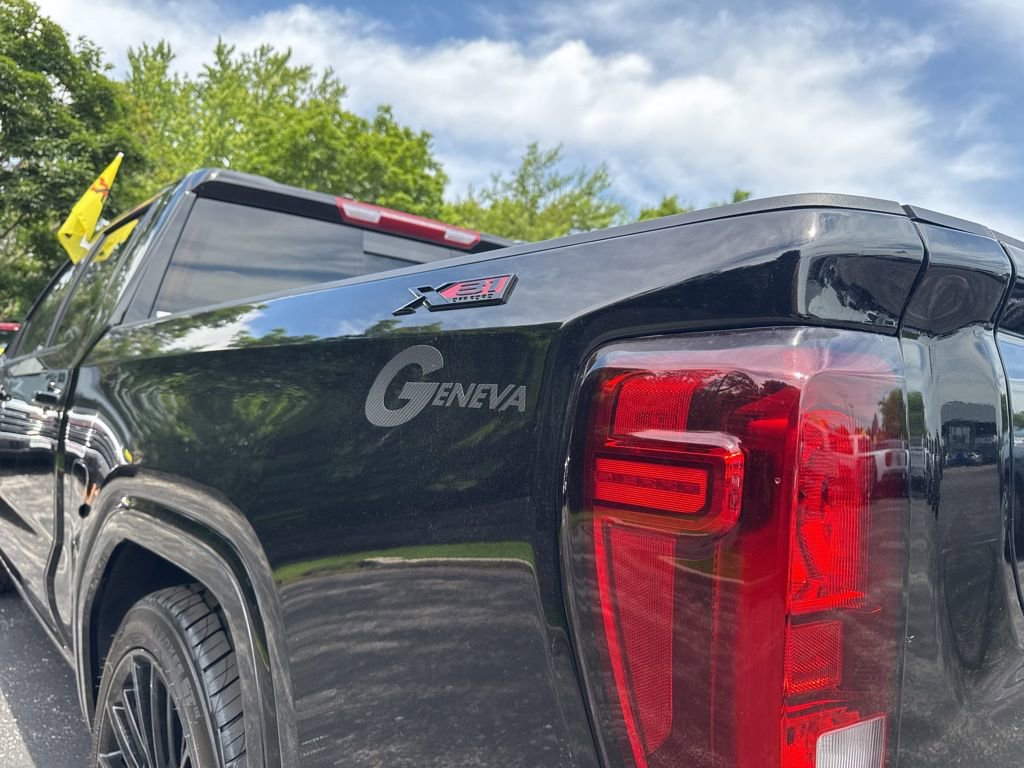 New 2025 GMC Sierra 1500 Elevation w/ Elevation Premium Package image 12