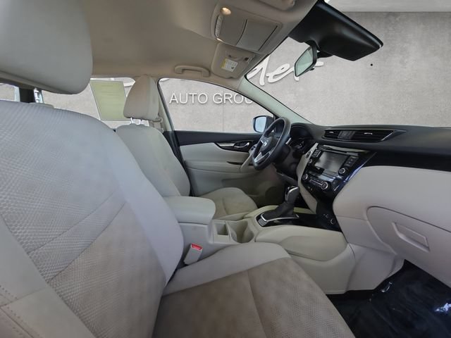 Used 2020 Nissan Rogue Sport SV FWD image 24