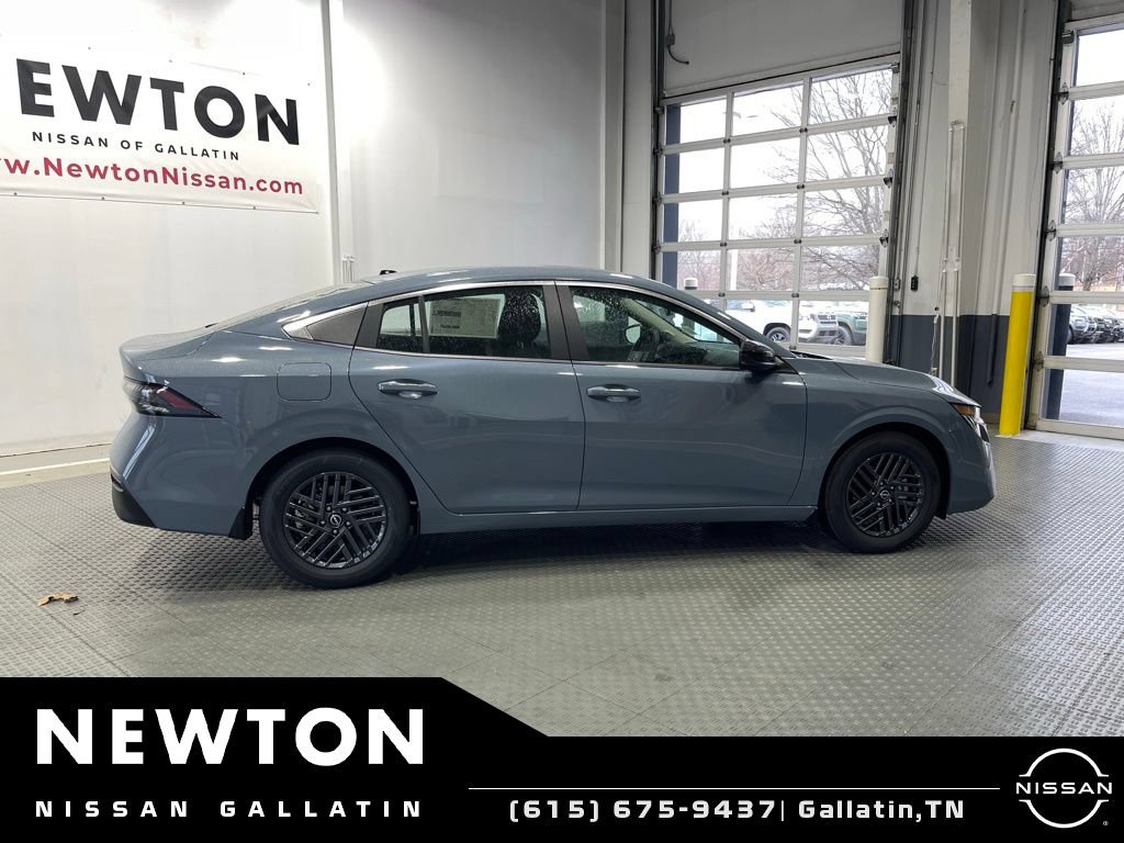 New 2026 Nissan Sentra SV w/ SV Convenience Package FWD image 9