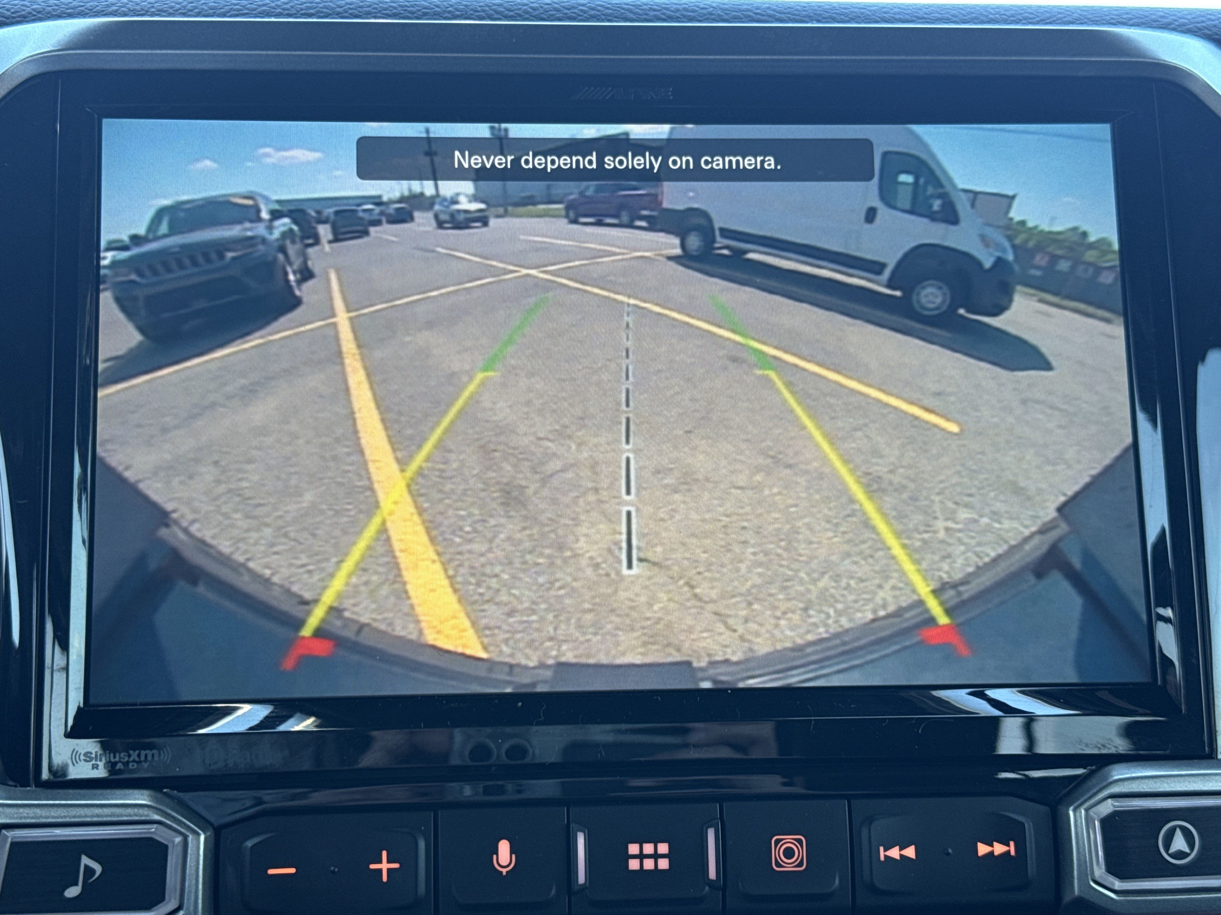 Used 2022 Jeep Wrangler Unlimited Rubicon w/ Safety Group image 13