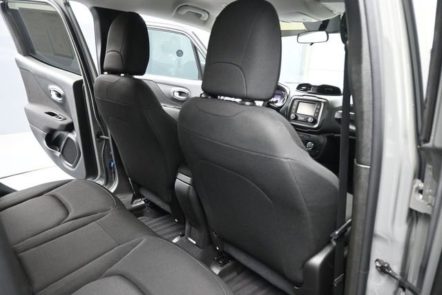 Used 2020 Jeep Renegade Sport FWD image 29