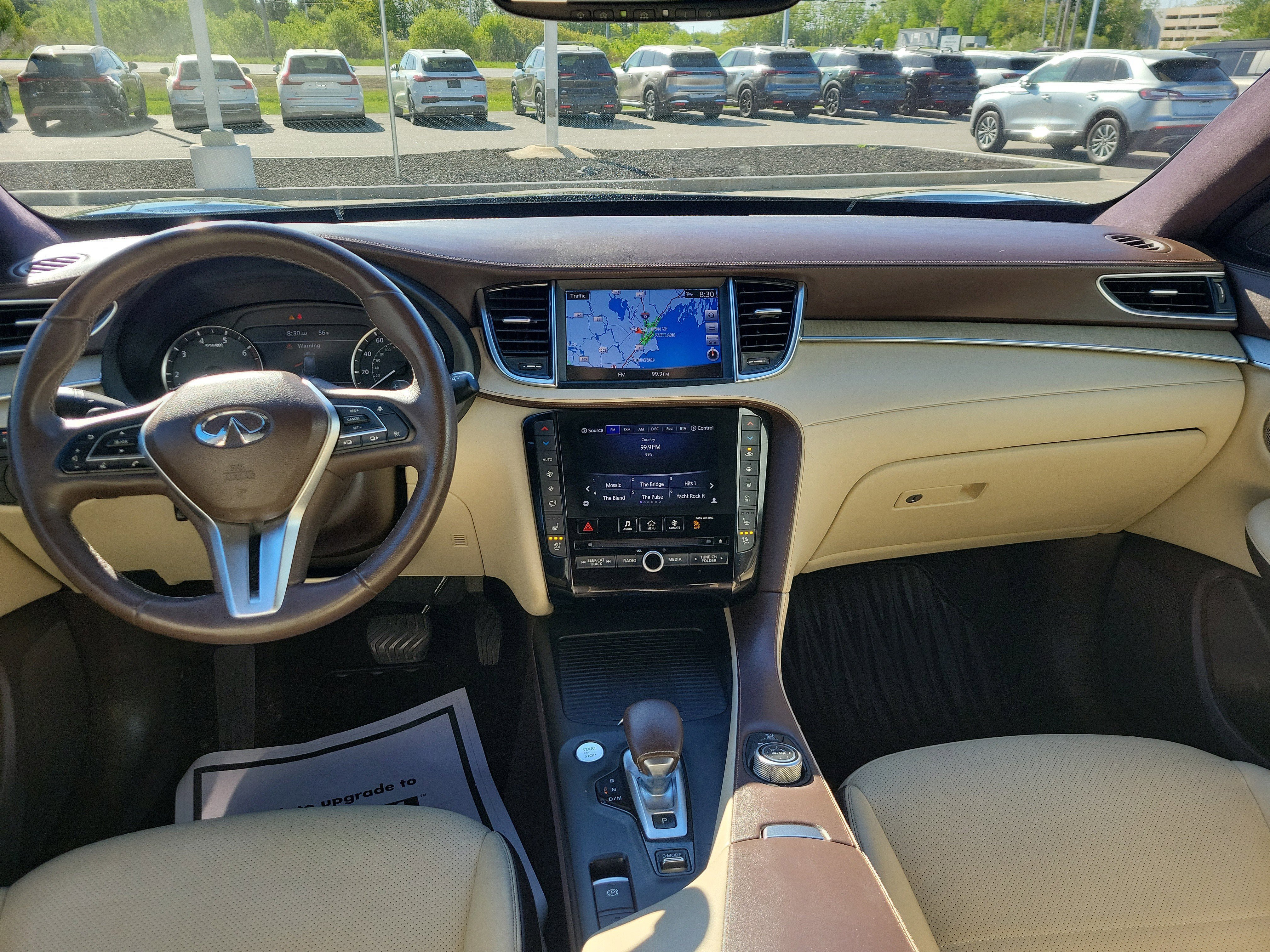 Used 2019 INFINITI QX50 Essential w/ Sensory Package AWD/4WD image 3