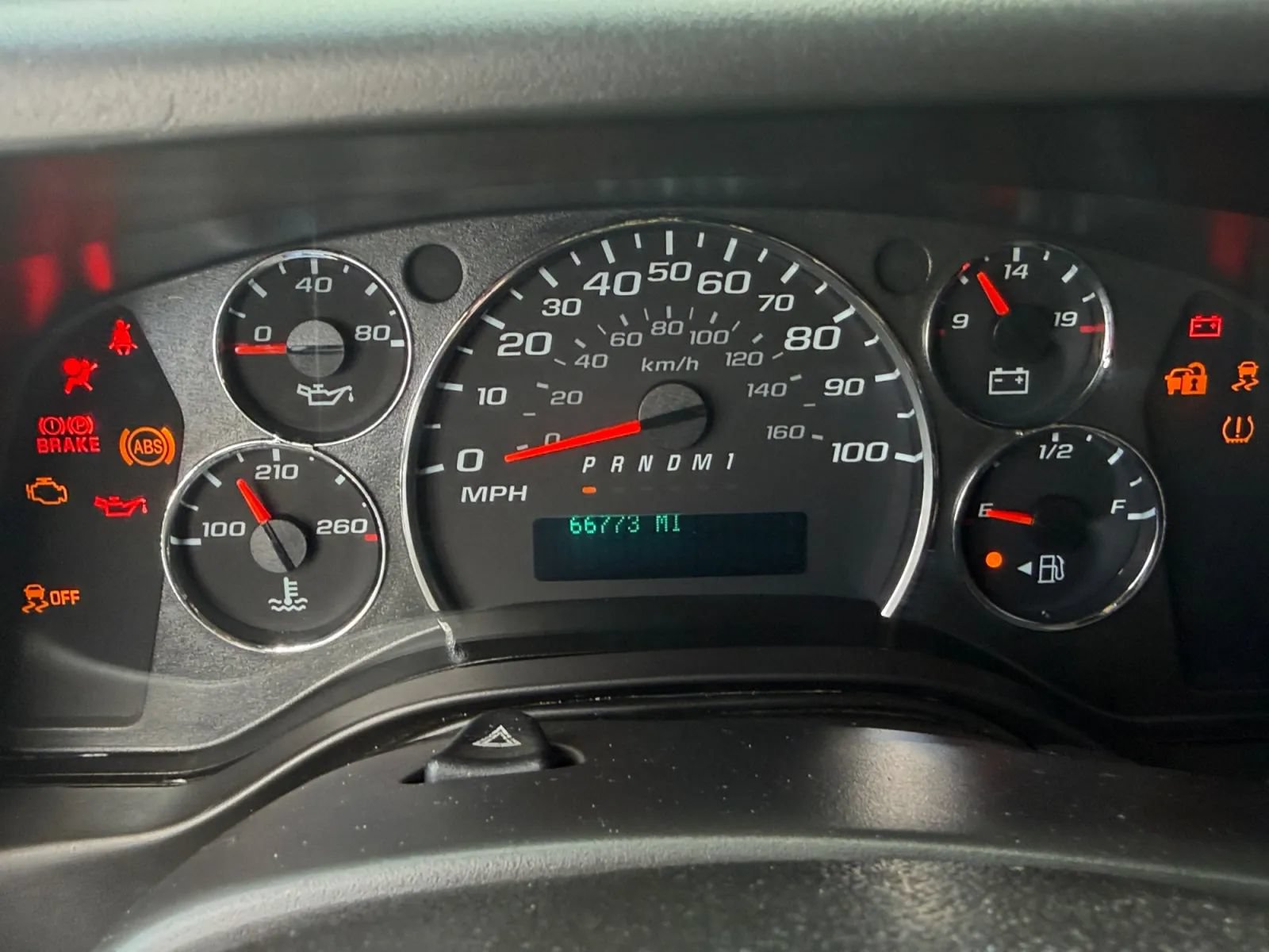 Used 2020 Chevrolet Express 2500 w/ Driver Convenience Package RWD image 25