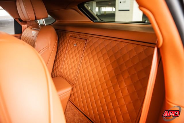 Used 2017 Bentley Bentayga image 32