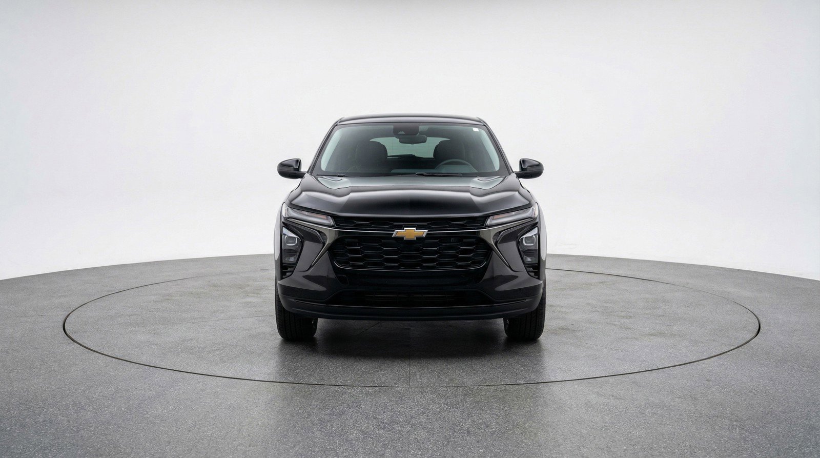 Used 2025 Chevrolet TrailBlazer LT image 2