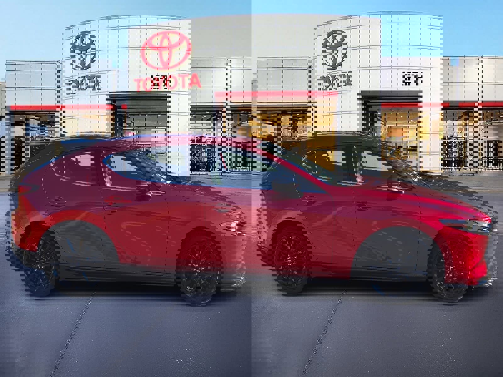 Used 2023 MAZDA MAZDA3 Hatchback w/ Appearance Package image 4