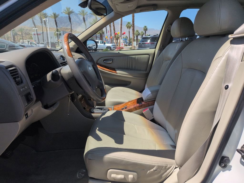 Used 2004 INFINITI I35 image 13