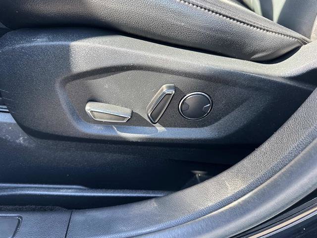 Used 2016 Ford Edge SEL w/ Equipment Group 201A image 31