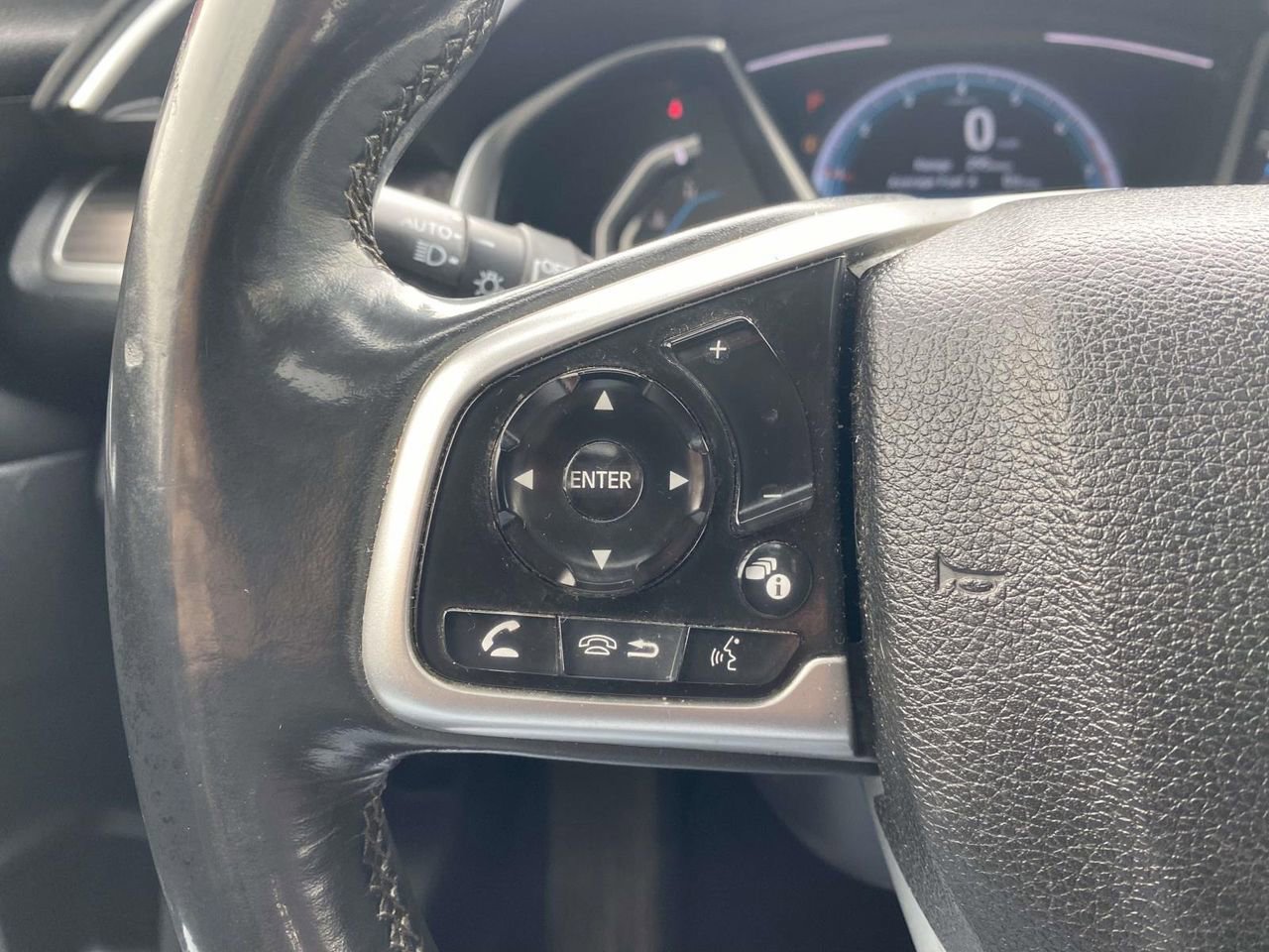 Used 2019 Honda Civic EX image 19