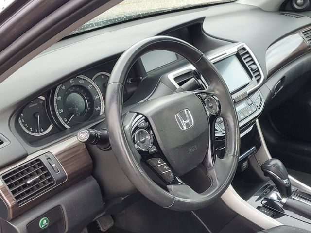 Used 2017 Honda Accord EX-L image 8