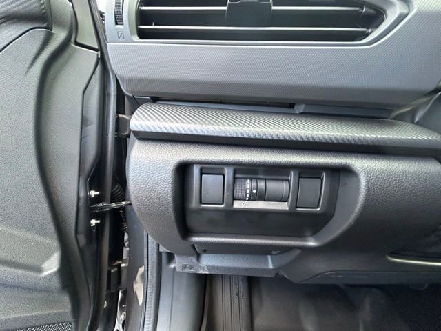 Used 2025 Subaru Crosstrek 2.5i Limited w/ Popular Package #4A image 14