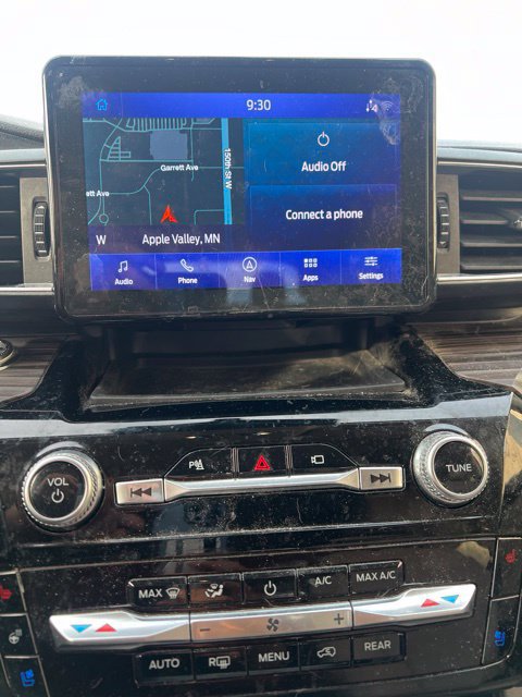 Used 2021 Ford Explorer Limited w/ Equipment Group 301A AWD/4WD image 8