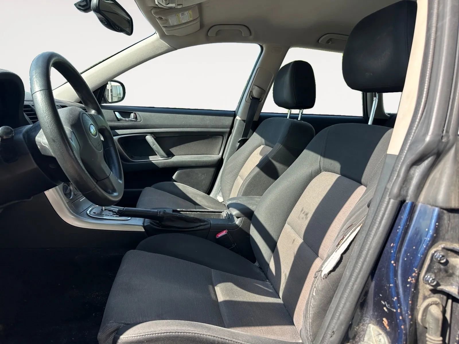 Used 2005 Subaru Legacy 2.5i AWD/4WD image 10