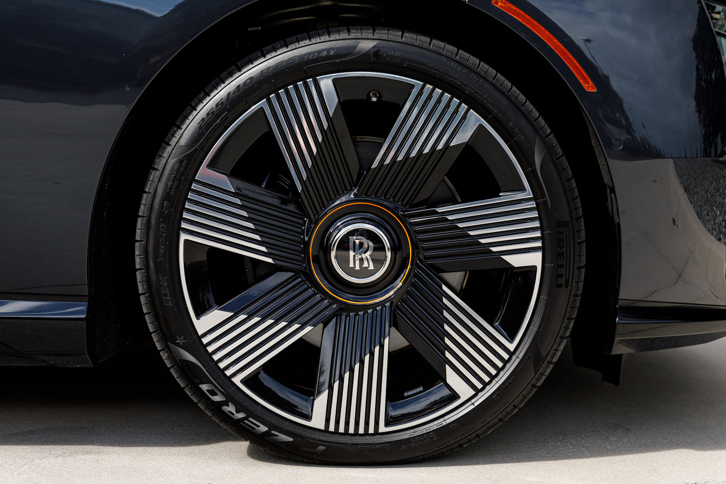 Certified 2024 Rolls-Royce Spectre w/ Spectre Launch Package image 10