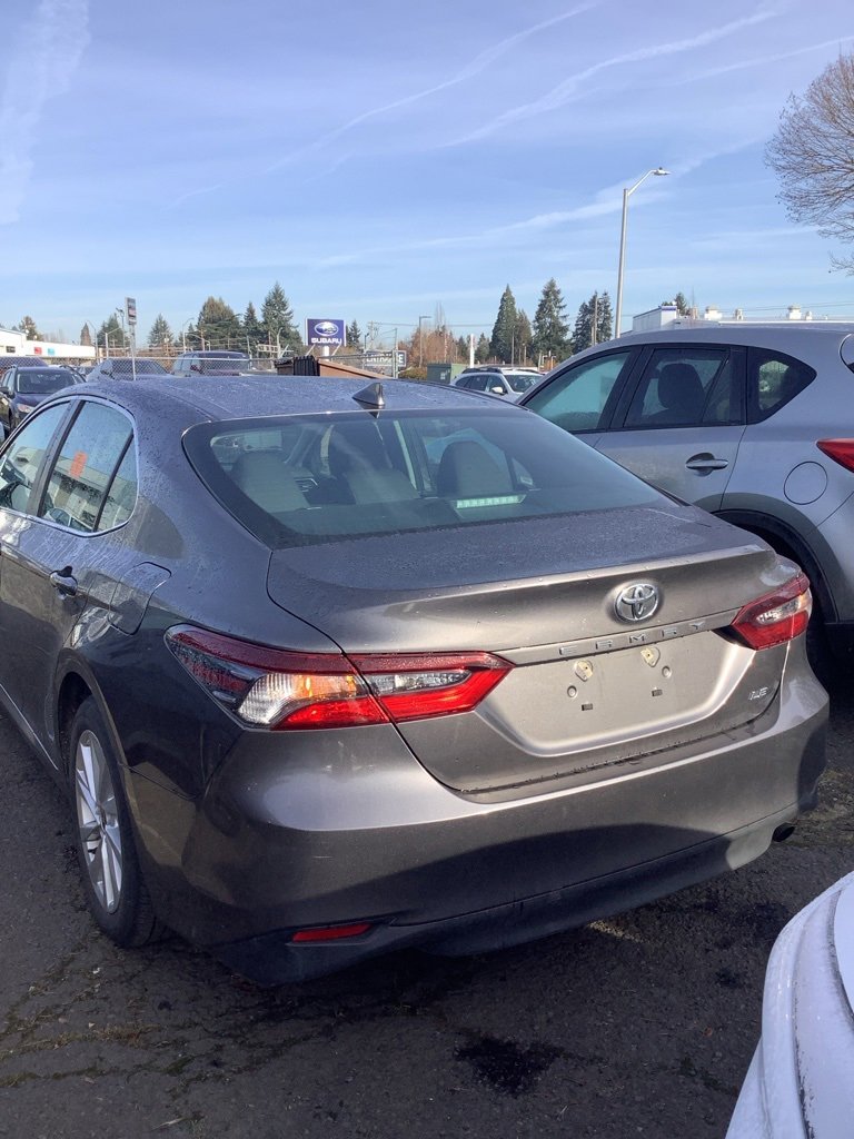 Used 2024 Toyota Camry LE image 3