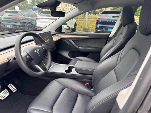 Used 2024 Tesla Model Y Performance AWD/4WD image 4