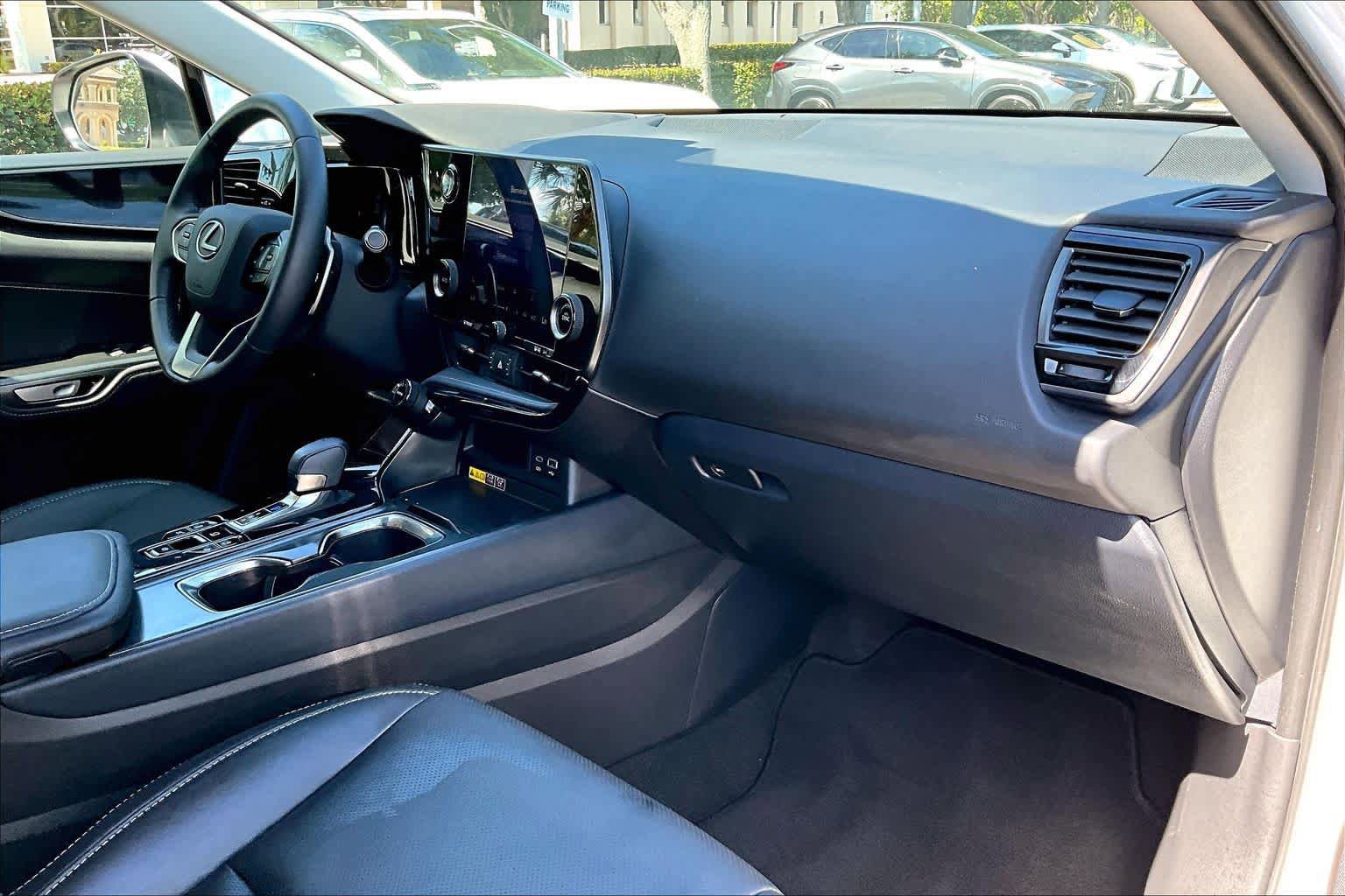 Used 2026 Lexus NX 350 AWD image 19