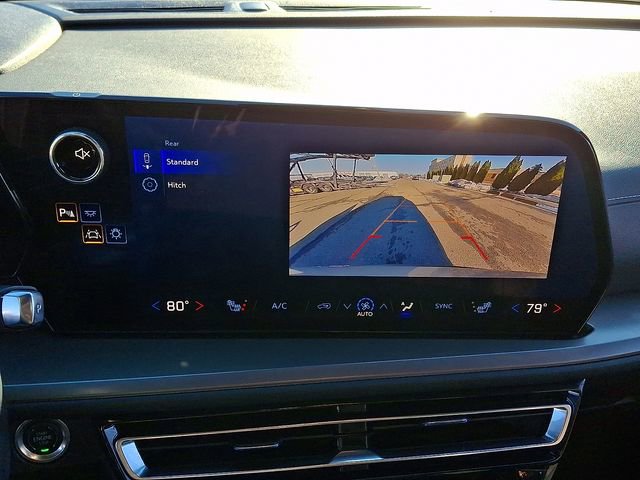 Certified 2025 Chevrolet Traverse LT image 19