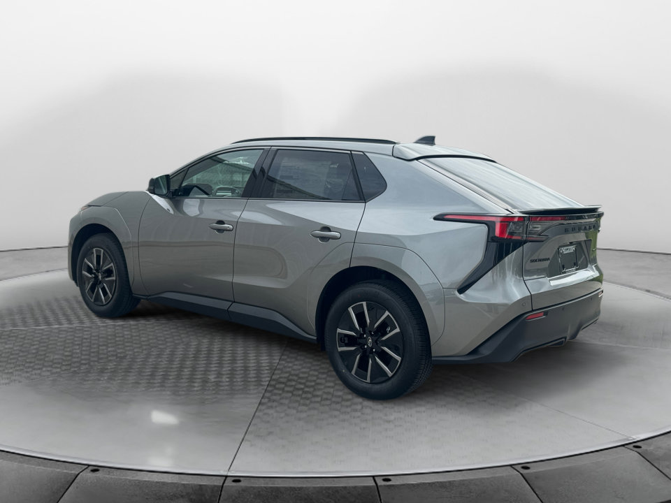 New 2026 Subaru Solterra AWD/4WD image 5