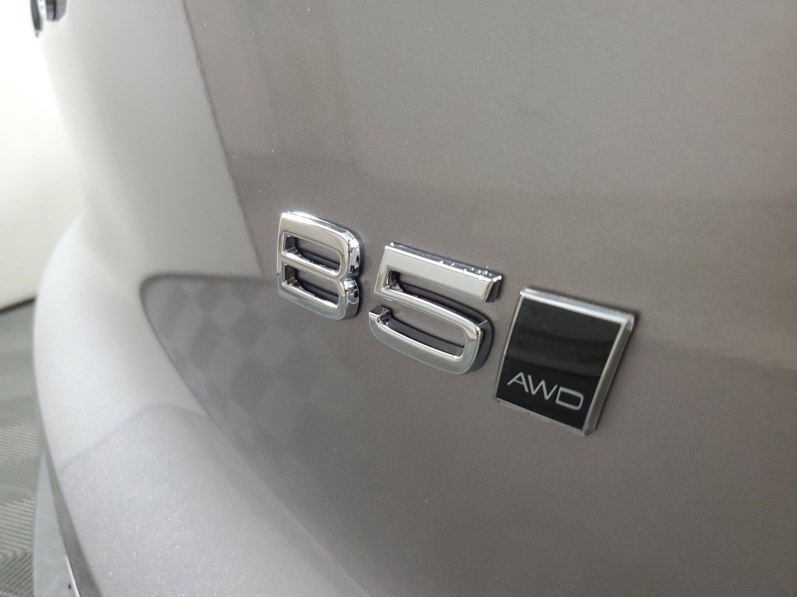 New 2026 Volvo XC40 B5 Plus w/ Protection Package Premier AWD/4WD image 7