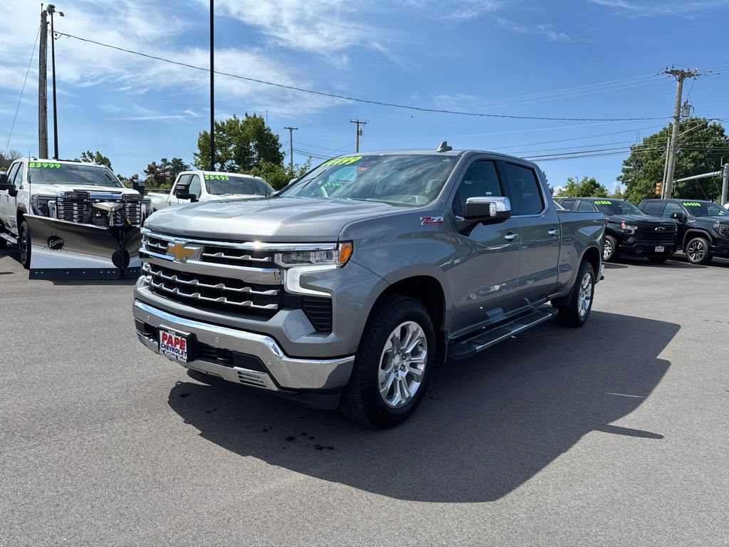 Used 2024 Chevrolet Silverado 1500 LTZ w/ LTZ Convenience Package II AWD/4WD image 9
