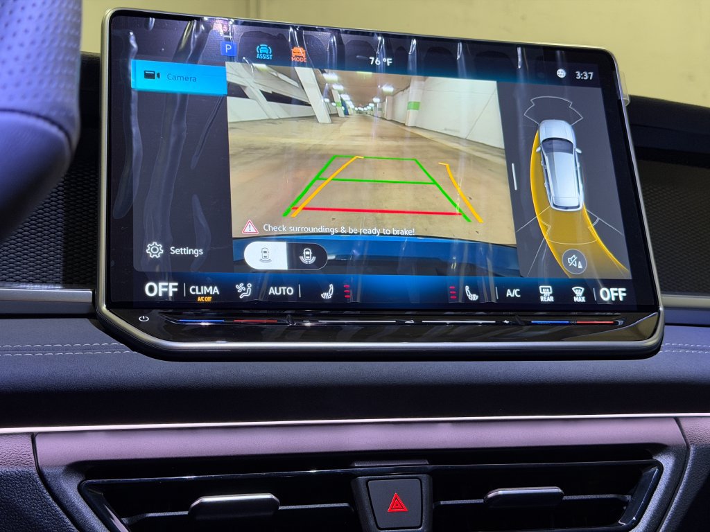 New 2026 Volkswagen Tiguan SE R-Line AWD/4WD image 16