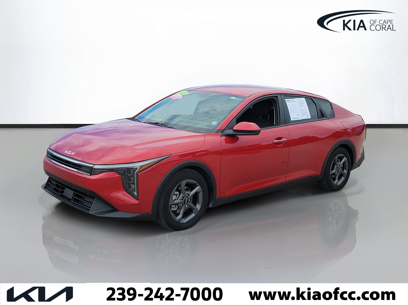 Certified 2025 Kia K4 FWD image 3