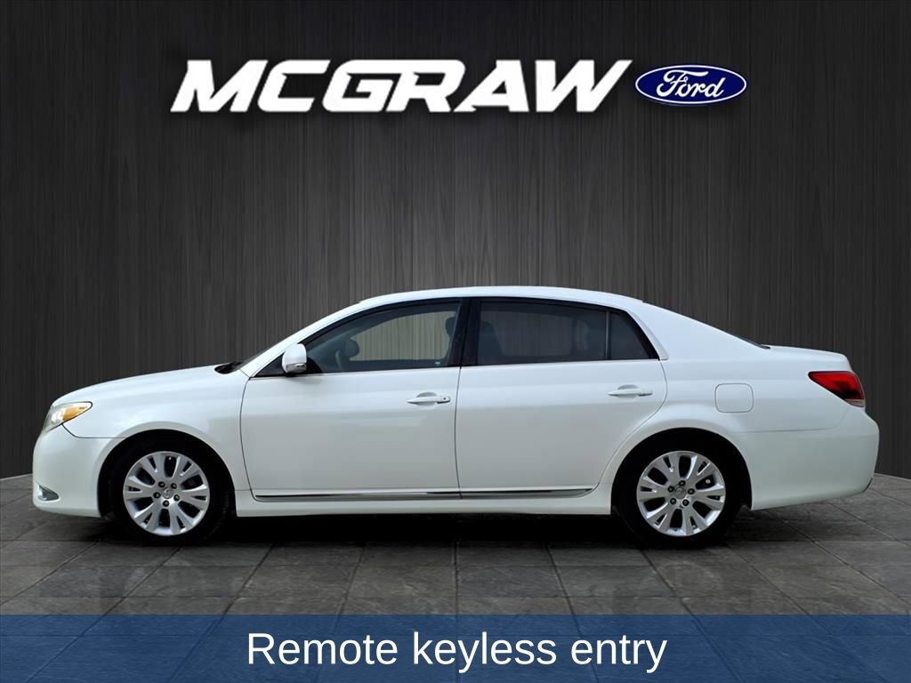 Used 2012 Toyota Avalon image 2