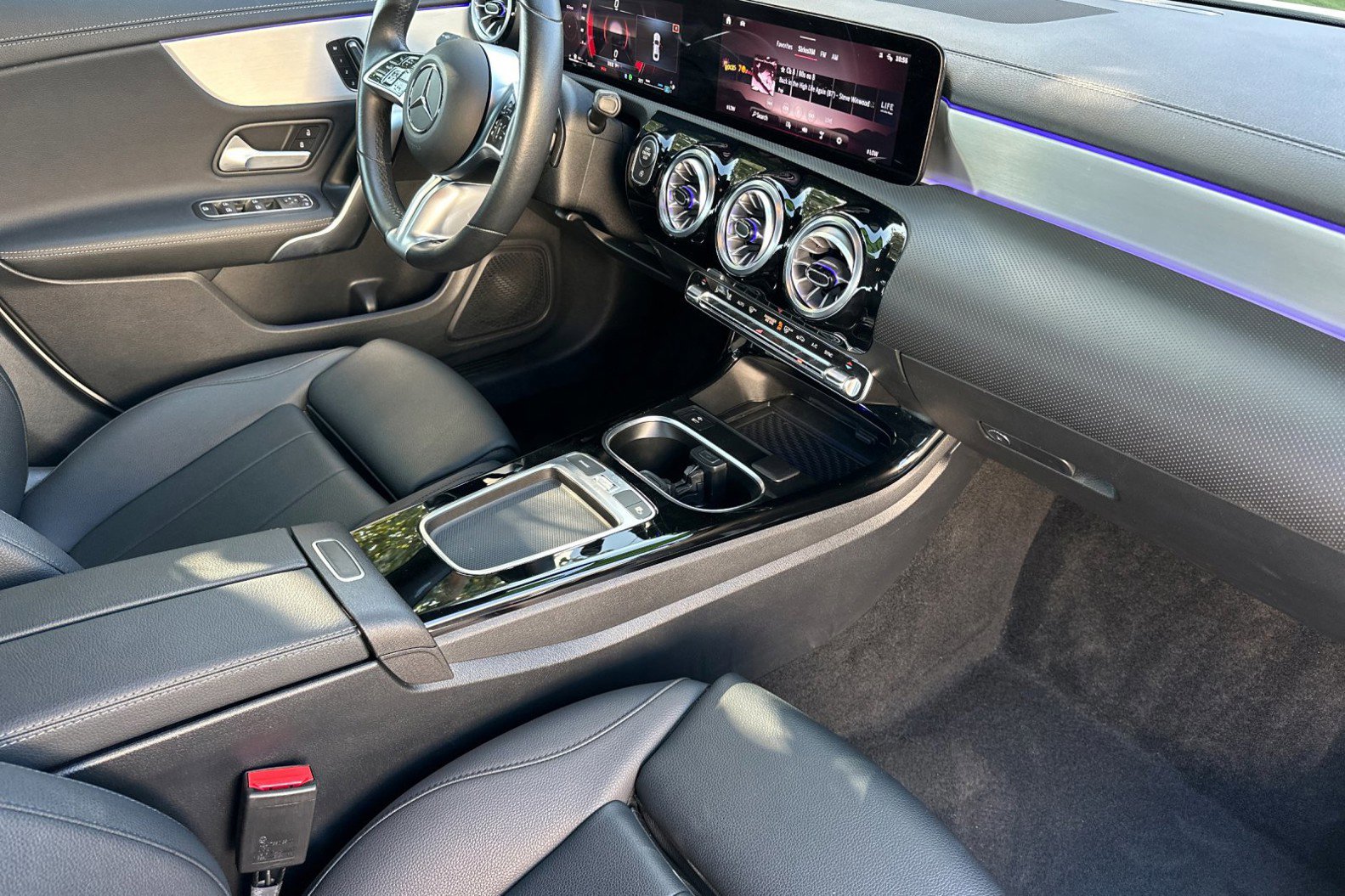 Used 2025 Mercedes-Benz CLA 250 image 15